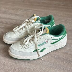 COPY - Reebok Club C Revenge - Green size 8 men’s